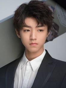 王俊凯吃瓜娱乐视频直播